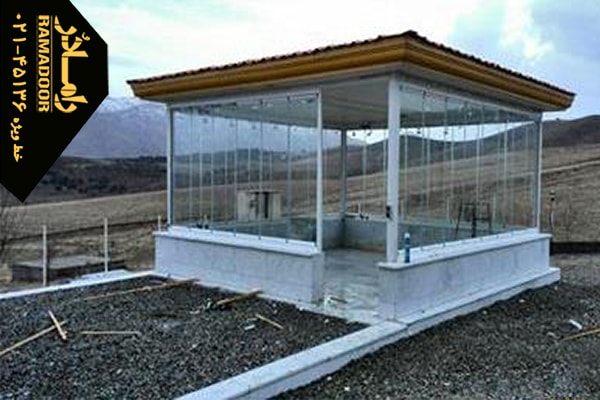 آلاچیق شیشه ای تاشو