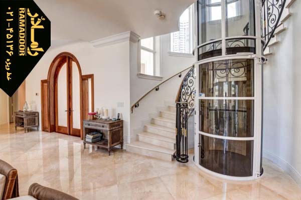 آسانسور شیشه ای