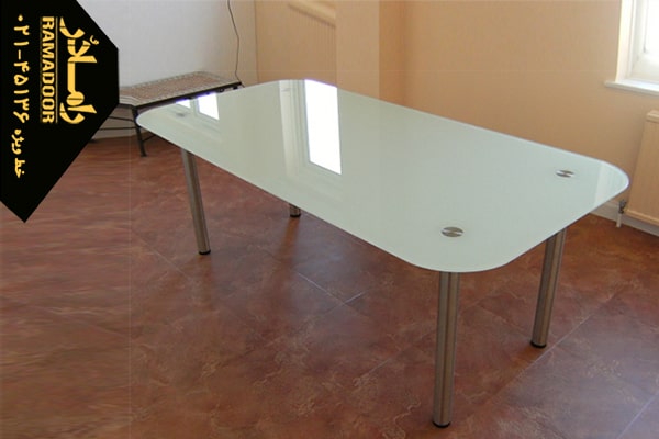 میز شیشه ای