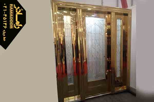 درب شیشه و استیل