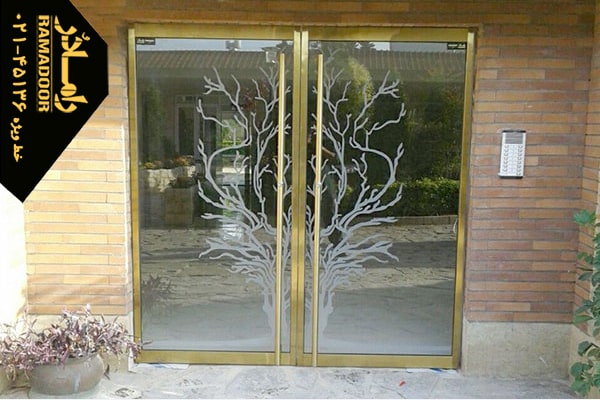 درب شیشه ای لولایی درب شیشه ای لولایی