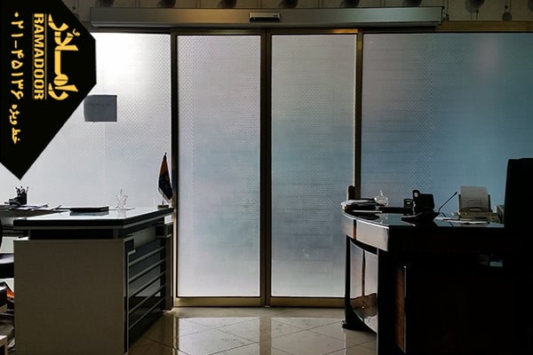 درب اتوماتیک شیشه ای