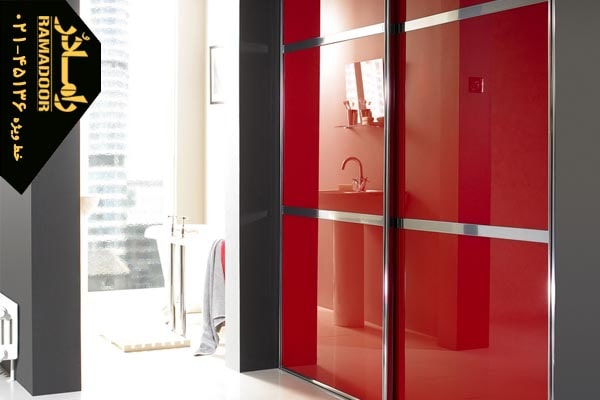 شیشه بین کابینت