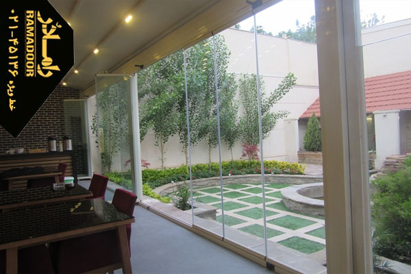 شیشه بالکن شیشه بالکن