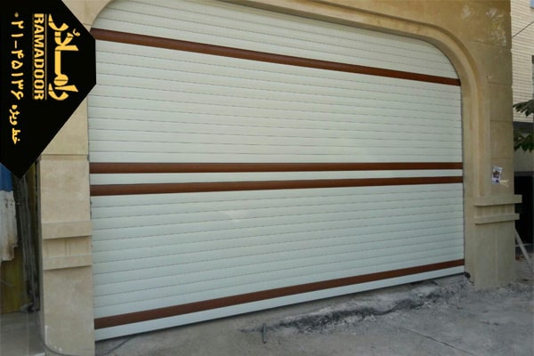 بالا نرفتن کرکره برقی