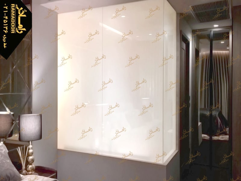 کابین شیشه ای هوشمند کابین شیشه ای هوشمند