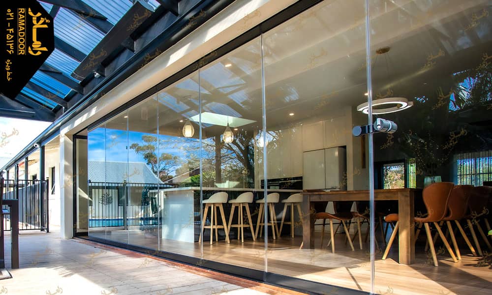 شیشه بالکن شیشه بالکن