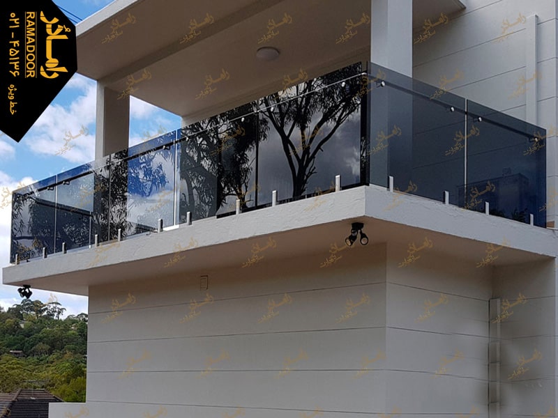 ارتفاع جانپناه شیشه ای