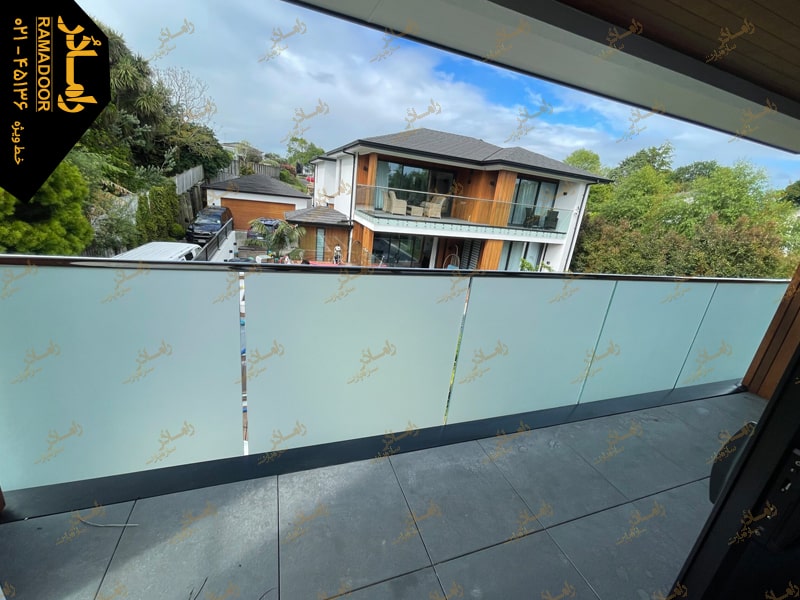 معایب مات کردن شیشه بالکن