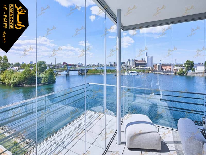 بالکن شیشه ای یا نرده شیشه ای بالکن شیشه ای یا نرده شیشه ای