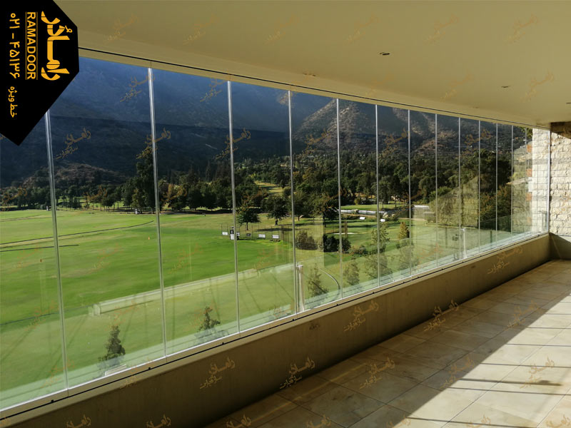 درب شیشه ای بالکن