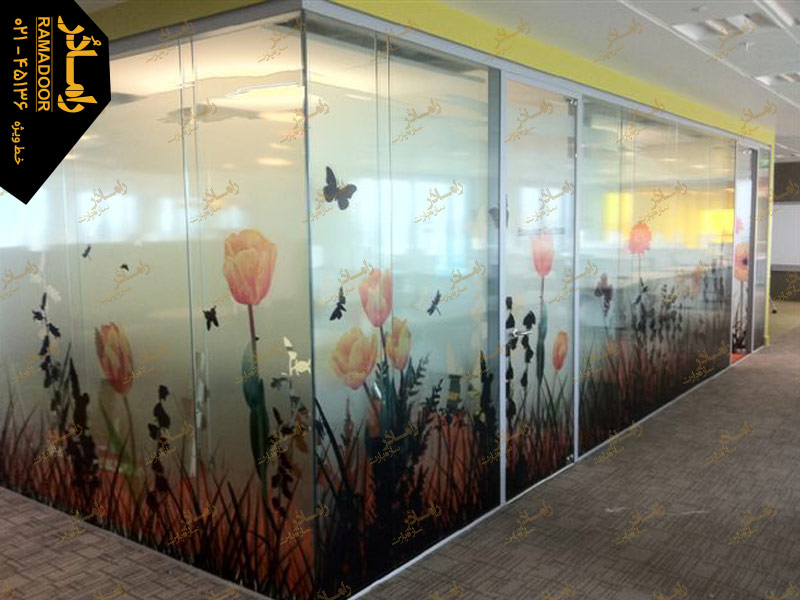 چاپ روی شیشه چاپ روی شیشه