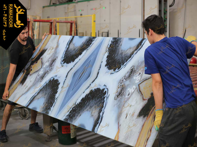 چاپ روی شیشه چاپ روی شیشه