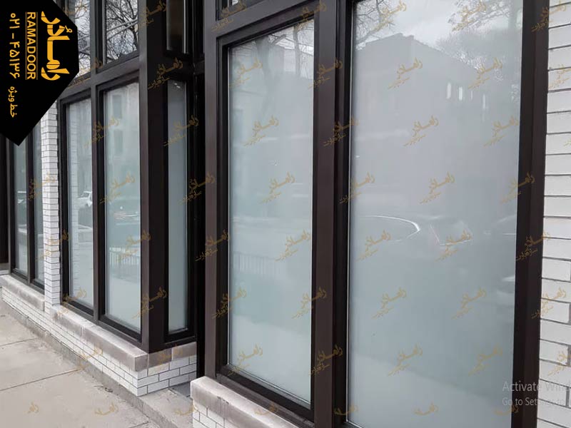 شیشه ساتینا